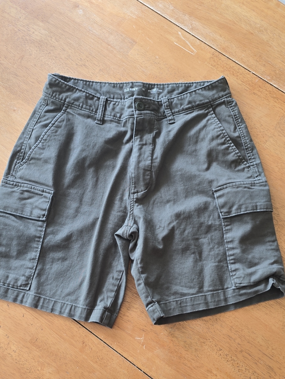 Old Navy | Men's | Cargo Shorts| in Olive Green| Utility Pockets | Sz 32
